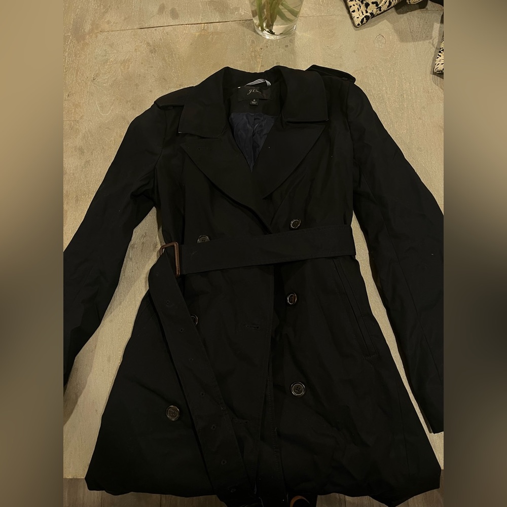 Women’s J Crew trench coat in a size 6.